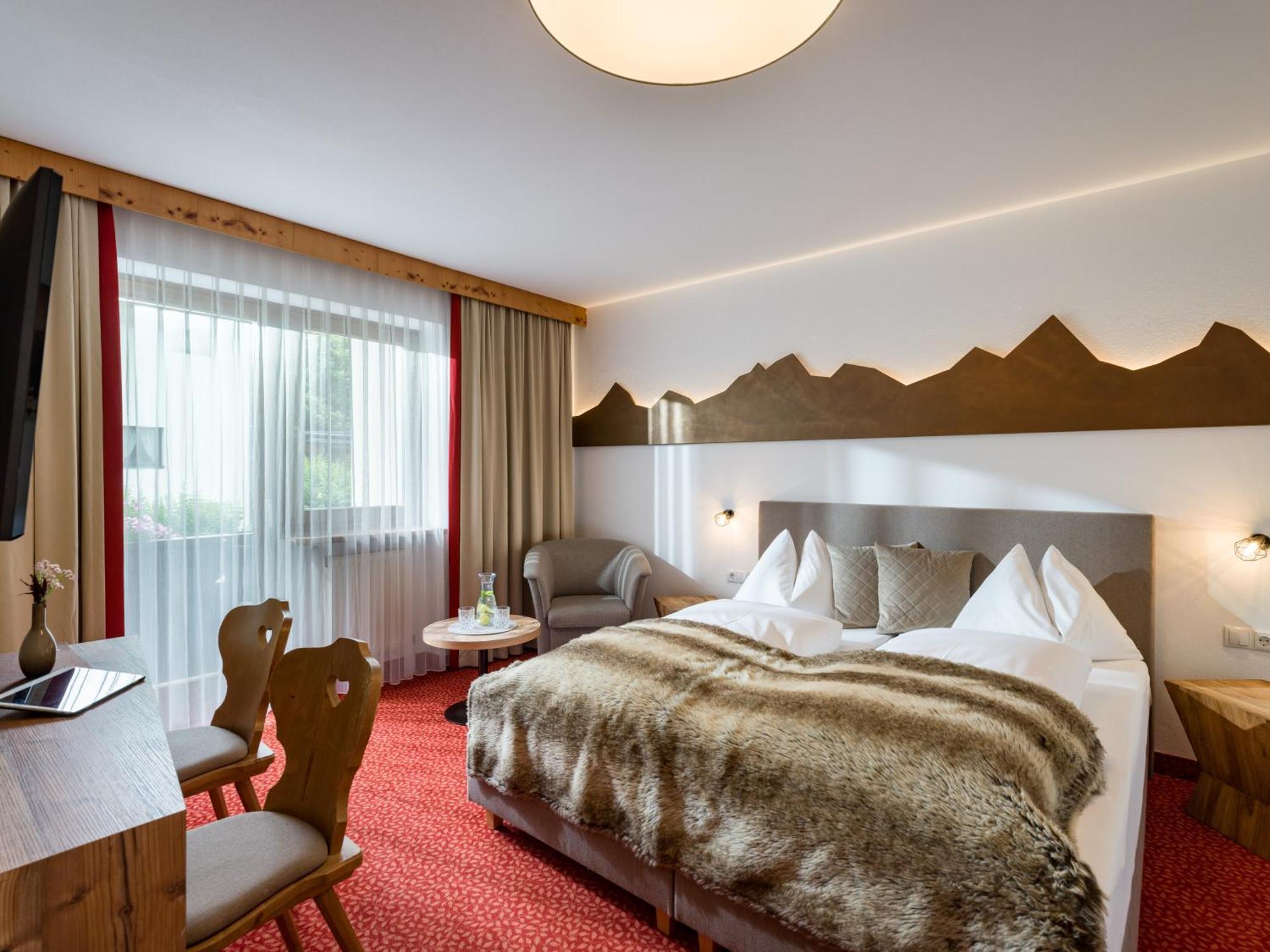 Hotel Landhaus Zillertal Fugen Bagian luar foto