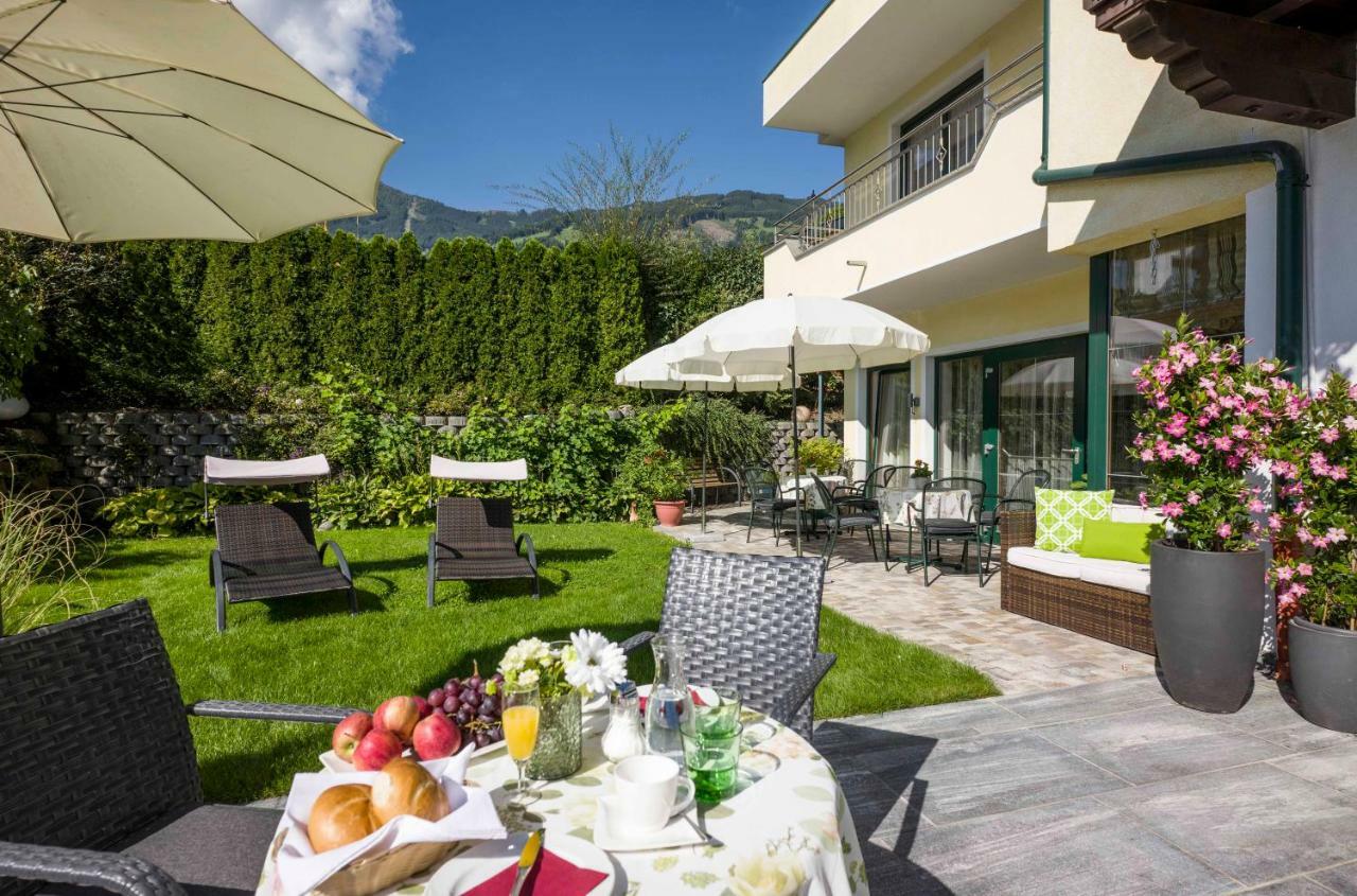 Hotel Landhaus Zillertal Fugen Bagian luar foto